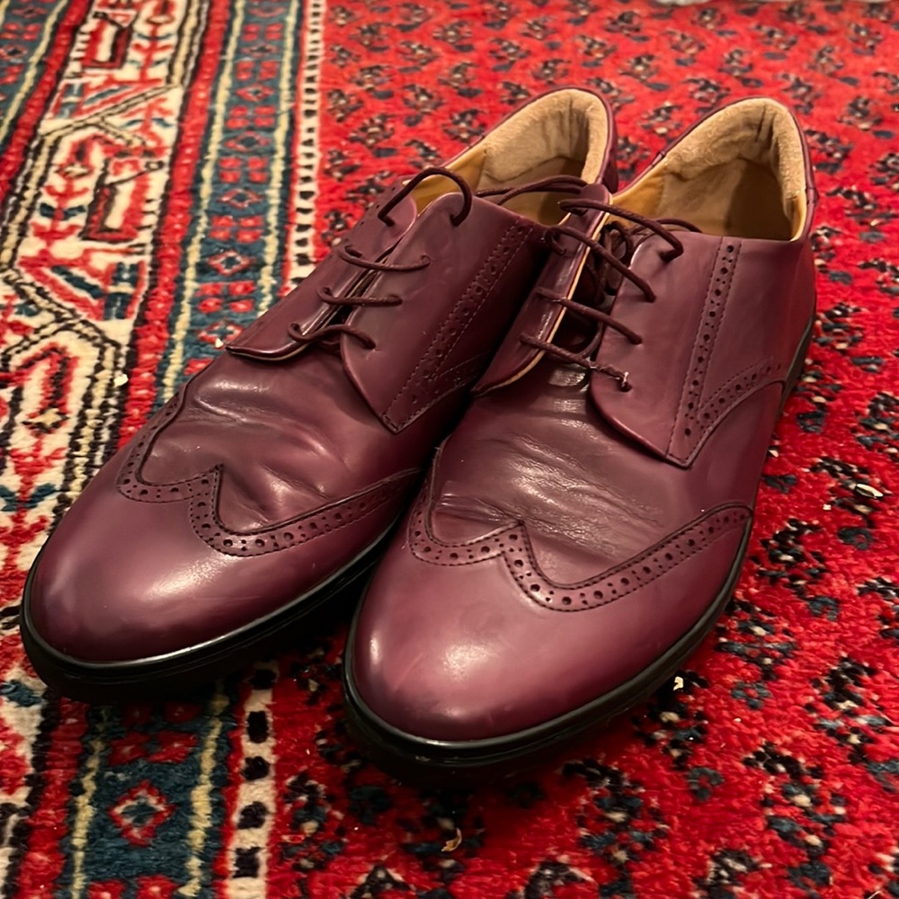 NobleSole sneaker-style wingtips size 44